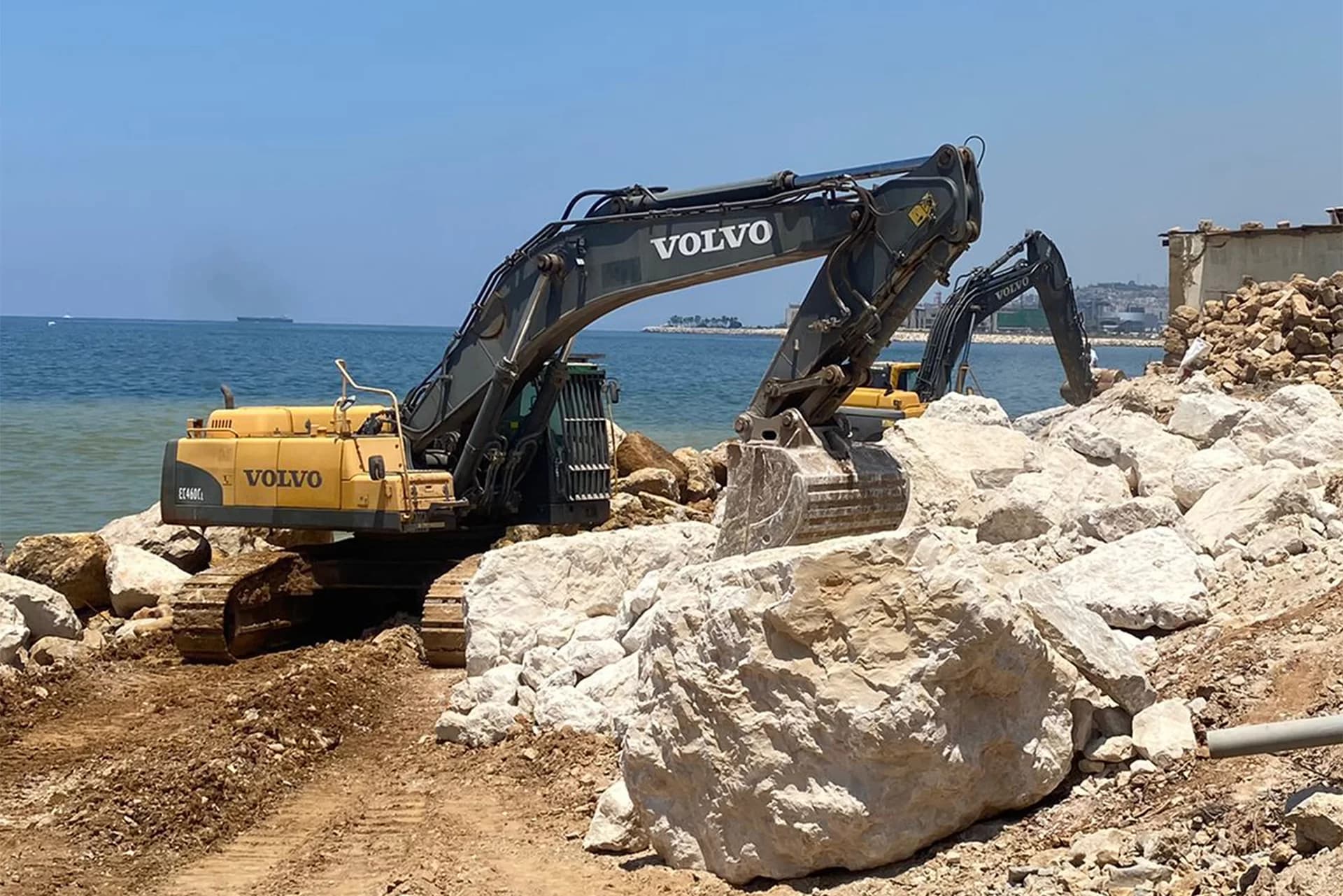 Jal El Dib Parking 2