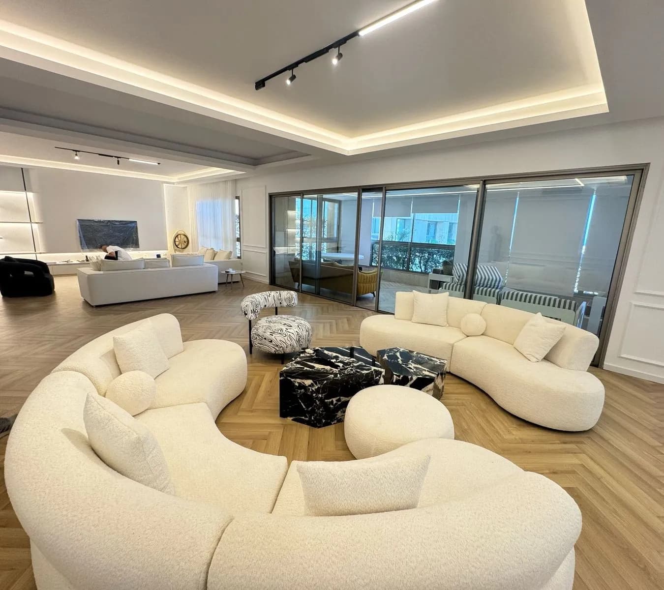 Qraytem- Hijazi Apartment